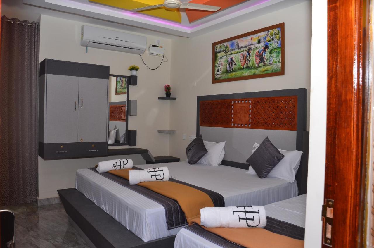 Hotel Panchavarnaa Rāmeswaram Buitenkant foto