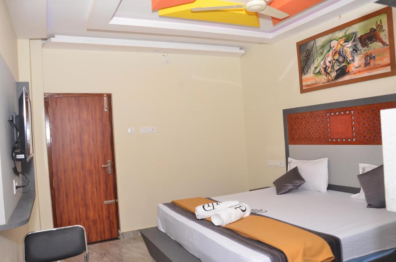 Hotel Panchavarnaa Rāmeswaram Buitenkant foto